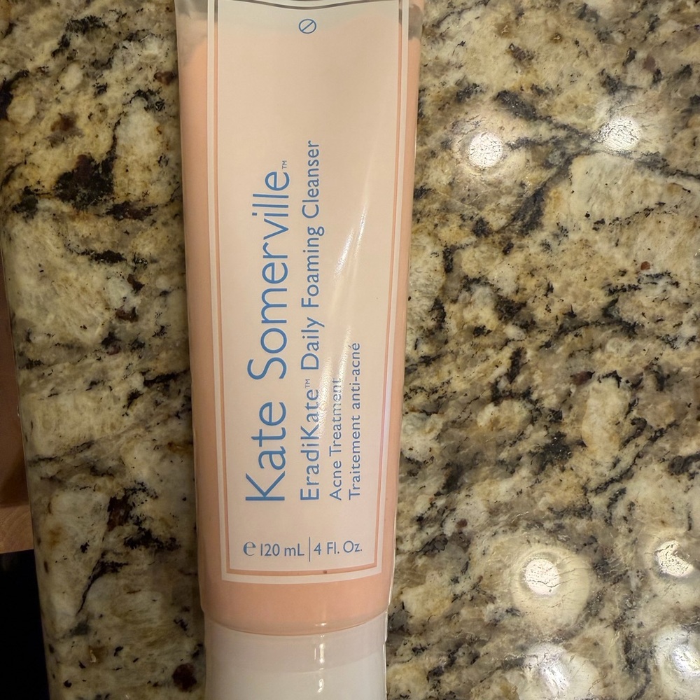 Kate Somerville Pink Foaming Cleanser